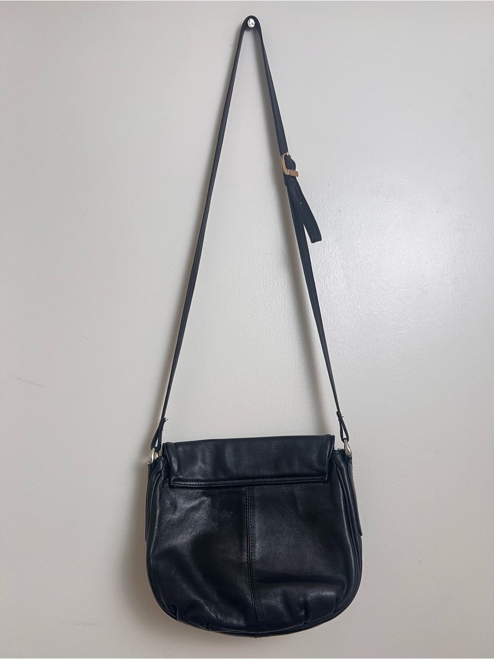 Vintage Genuine Leather Black Saddle Crossbody Bag Y2K Minimalist Purse - Picture 13 of 13
